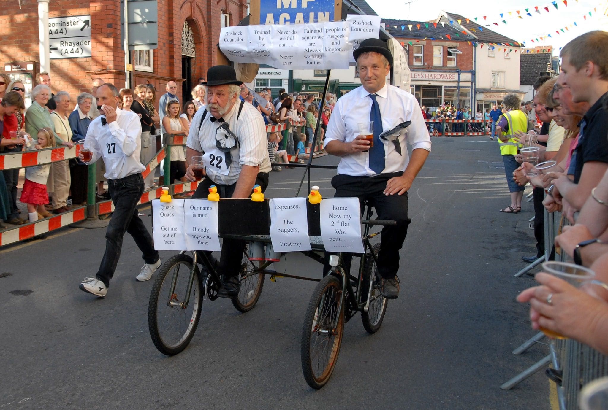 Wheelebarrow race 1