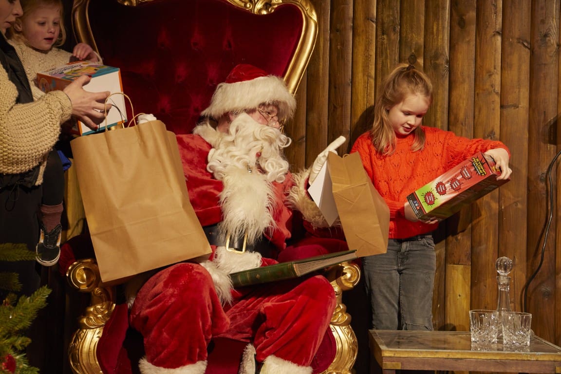 Winter Glow, Three Counties Showground Santa with family (Medium)